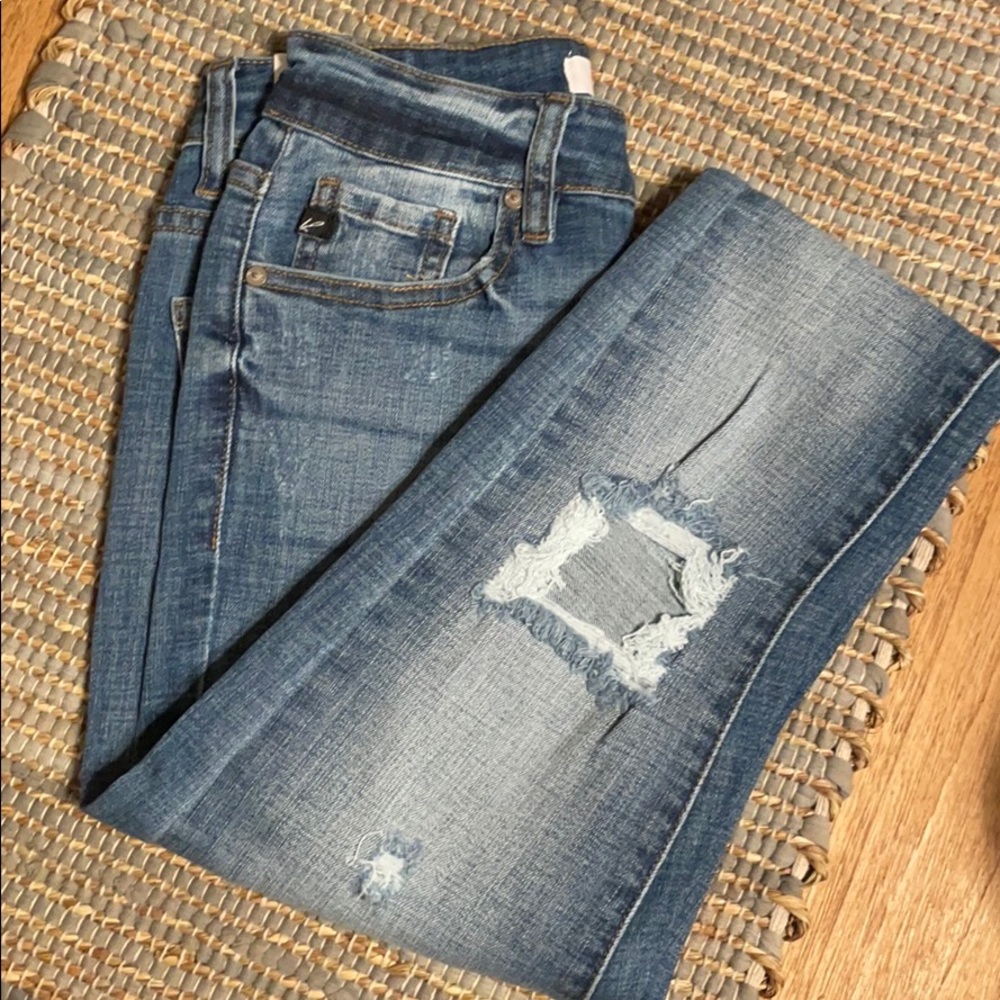 High Rise Distressed Jeans - Picture 5 of 8